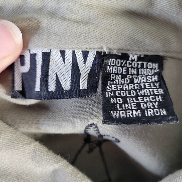 PTNY Applique Christmas Long Sleeve Button front Blouse Size Medium - Picture 7 of 7